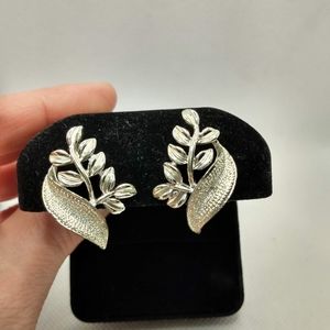 Coro Silvertone Clip Earrings Leaf, Nature, Vintage, Retro, Costume Jewelry
